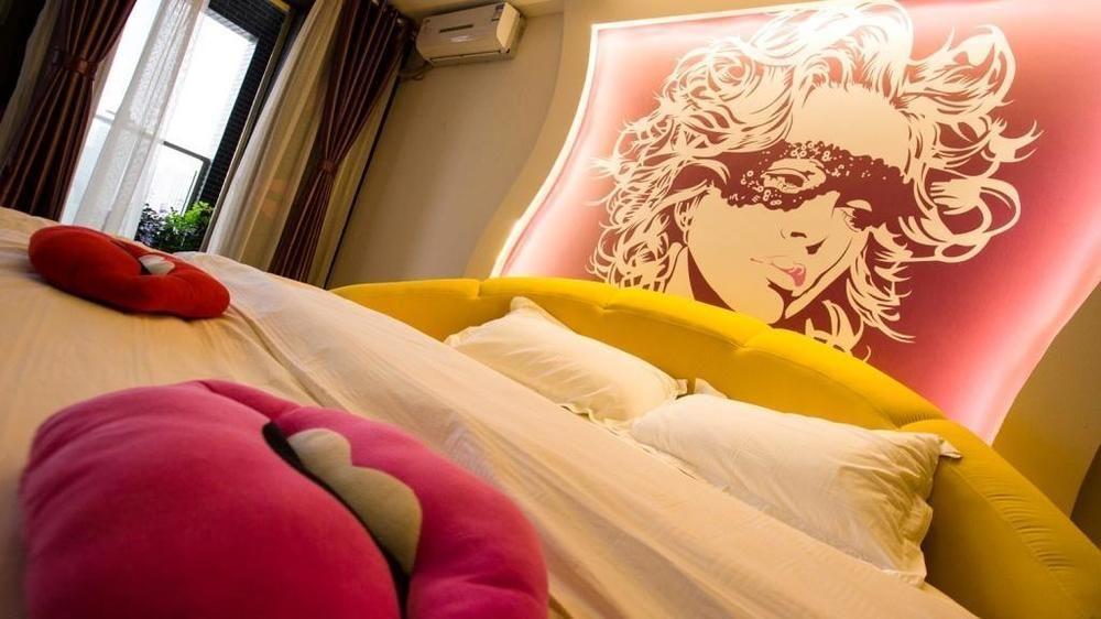 Yawei Apartment Hotel Куньмин Экстерьер фото